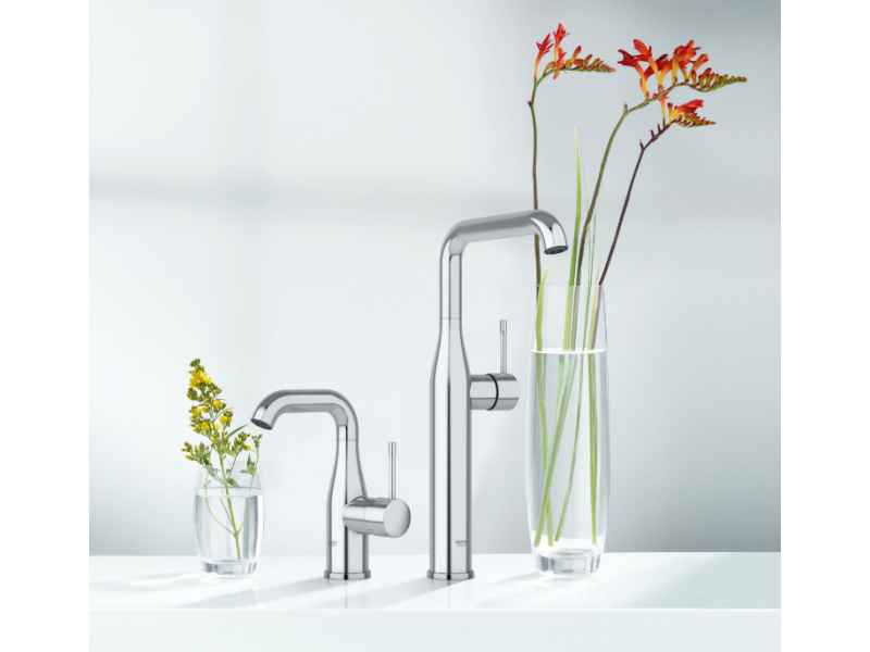 Купить Смеситель Grohe Essence New 32901001 для раковины, хром