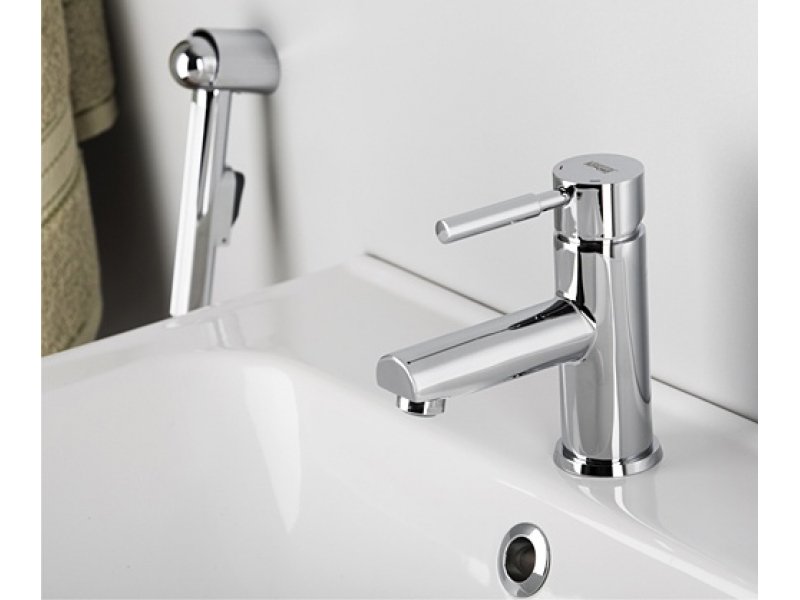 Купить Смеситель WasserKRAFT 4108 для раковины с гигиеническим душем, хром