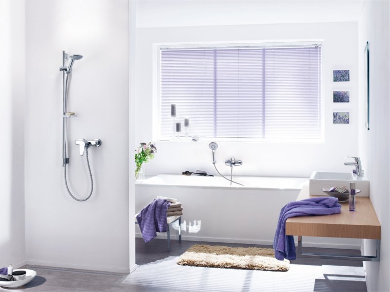 Купить Смеситель Grohe Eurodisc Cosmopolitan 33395002 для ванны/душа, с гарнитуром в комплекте