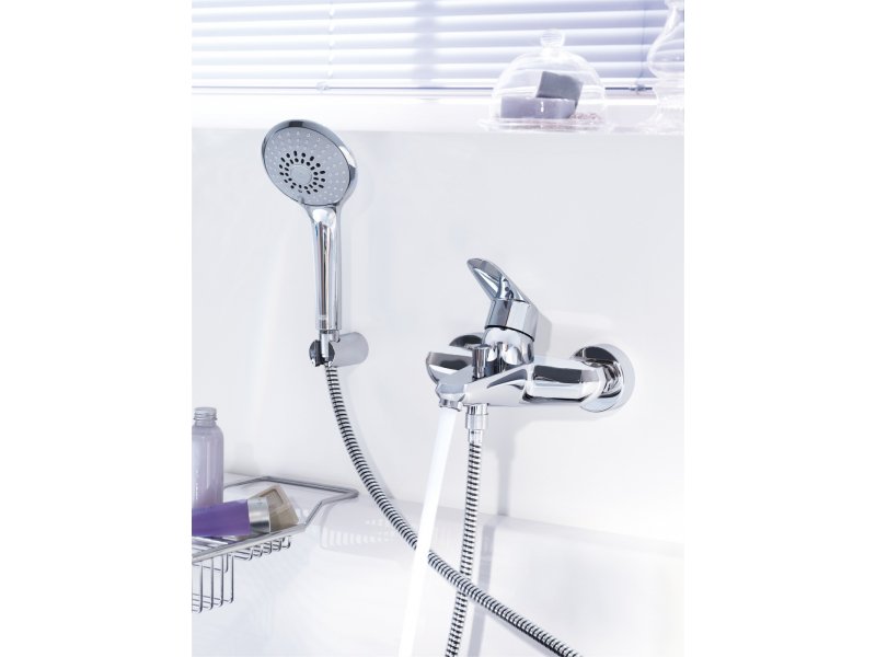Купить Смеситель Grohe Eurodisc Cosmopolitan 33395002 для ванны/душа, с гарнитуром в комплекте