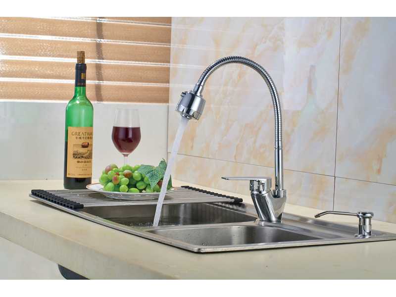 Купить Смеситель для кухни Rossinka S35-26 с гибким изливом