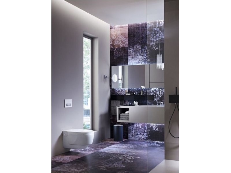 Купить Унитаз подвесной Geberit AquaClean mera comfort 146.214.11.1 с функцией биде и системой удаления запахов