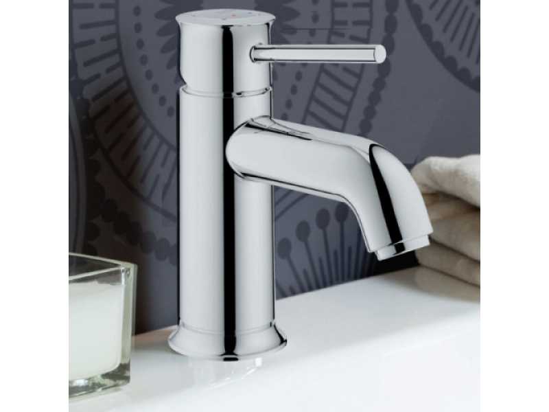 Купить Смеситель для раковины Grohe BauClassic 23161000 с донным клапаном