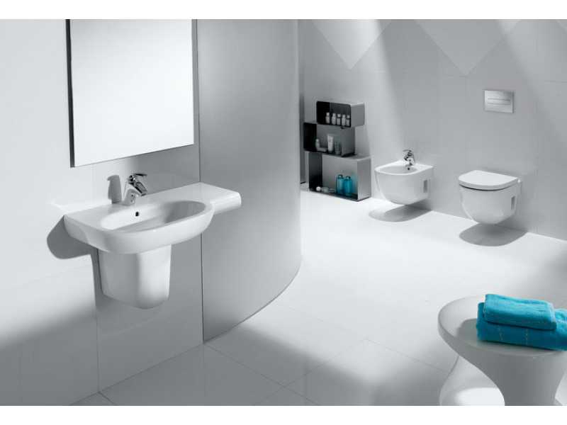 Купить Биде Roca Meridian-N Compact 357246000, подвесное