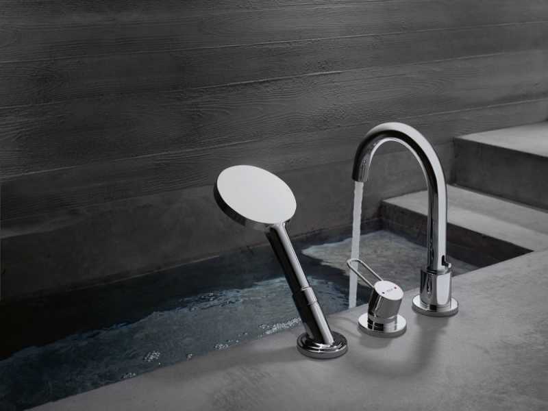 Купить Смеситель для ванны Axor Uno 38436000 на край ванны, хром