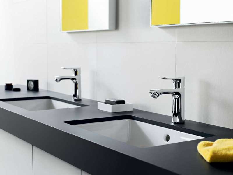 Купить Смеситель Hansgrohe Metris 31088000 для раковины, со сливным гарнитуром