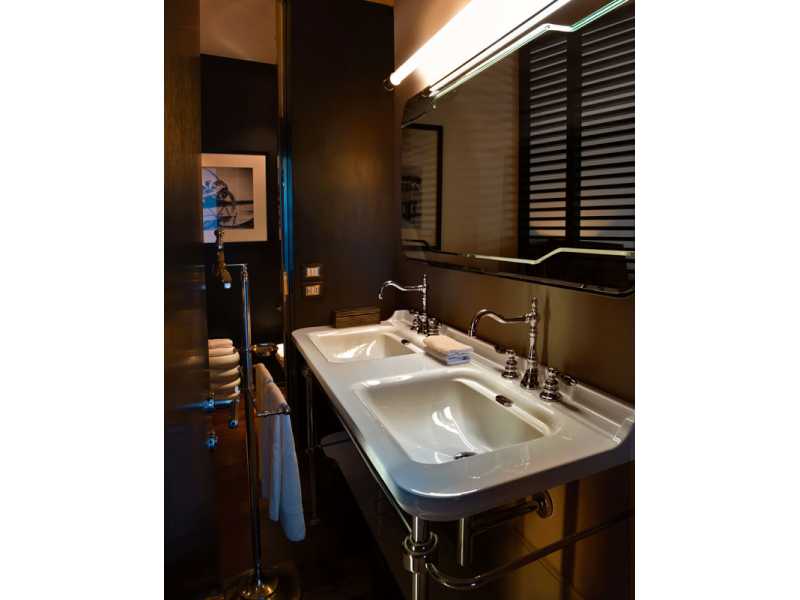 Купить Зеркало без рамы Kerasan Waldorf 7405 150х70см, с выключателем