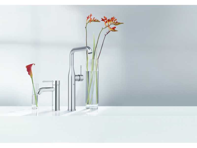 Купить Смеситель для раковины Grohe Essence New 23589001, с донным клапаном, хром