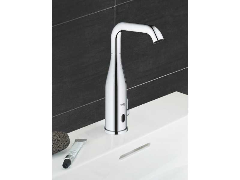 Купить Смеситель Grohe Essence Е для раковины, сенсорный, хром, 36445000