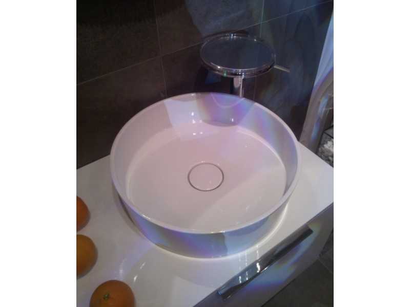 Купить Рукомойник Laufen Kartell 8.1233.1.000.112.1