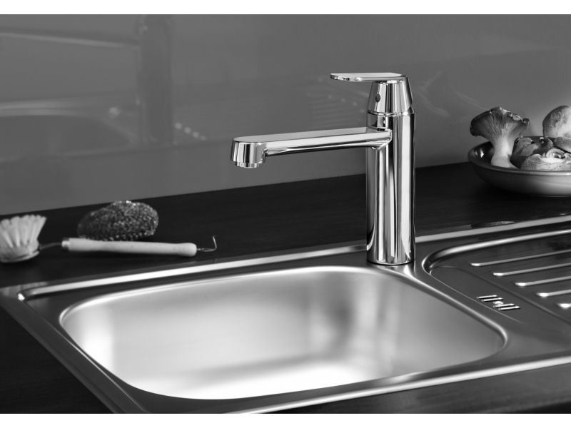 Купить Смеситель Grohe Eurosmart Cosmopolitan 30195000 для кухни