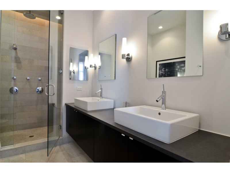 Купить Раковина Duravit Vero 0455500000, без площадки под смеситель, 50*38 см
