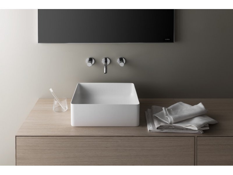 Купить Раковина-чаша Laufen Living Square 8.1143.3.000.112.1