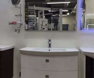 Гнутые тумбы для ванной на заказ
